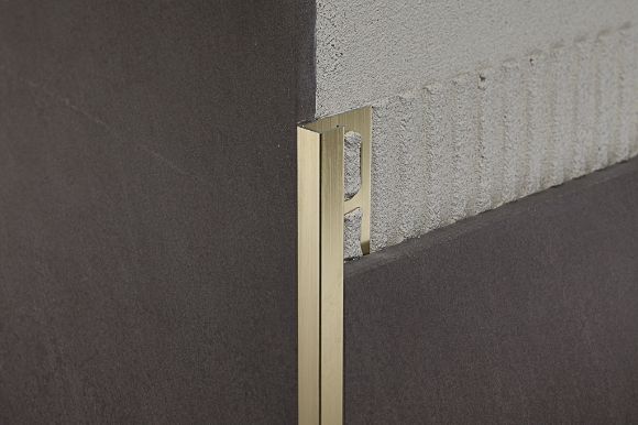 Bilde av HJØRNELIST FIRKANT ZQBSN/10 ALUMINIUM SATIN GULL 10MMX270CM, PROFILPAS